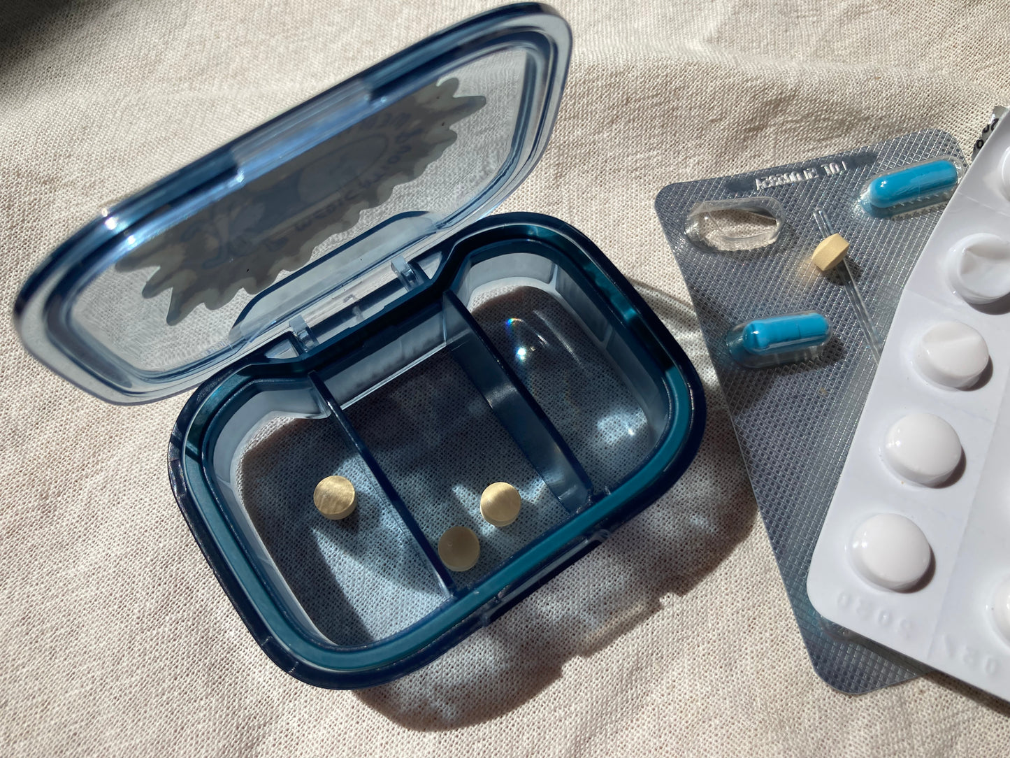 Medication & Meditation Pillendose